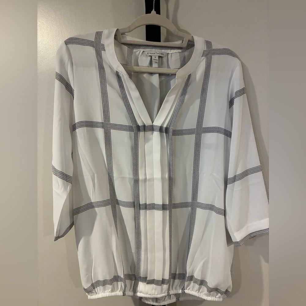 41 Hawthorn White and black Patterned Blouse Sz M